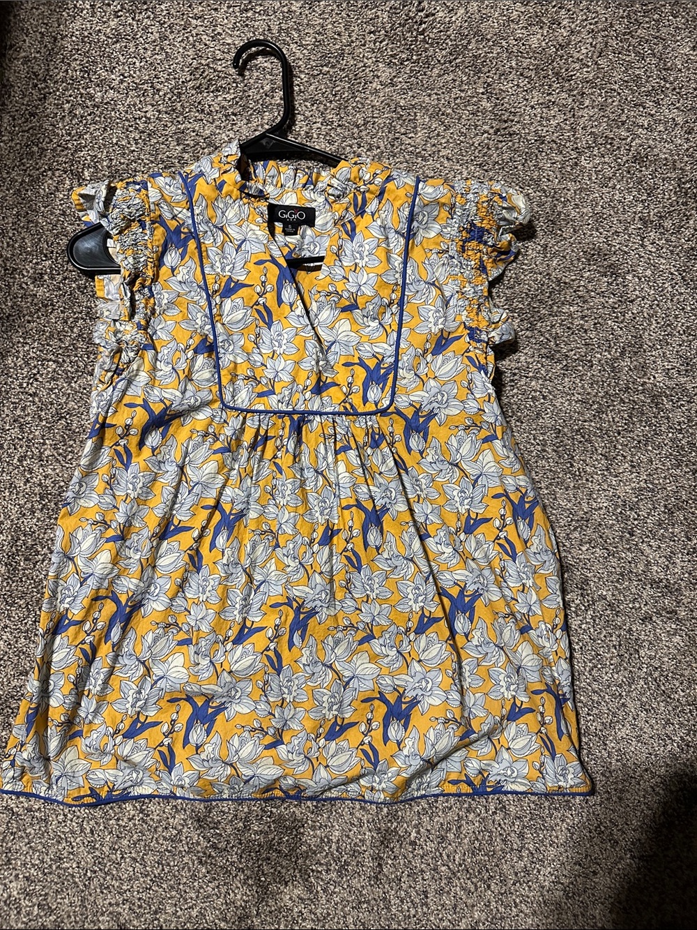 ABECCA GRACE BLOUSE

 Yellow Floral Shift Dress with Blue Trim